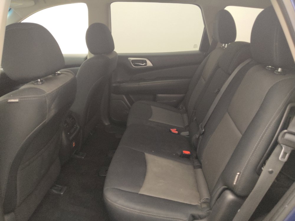 Used 2018 Nissan Pathfinder SV FWD image 18