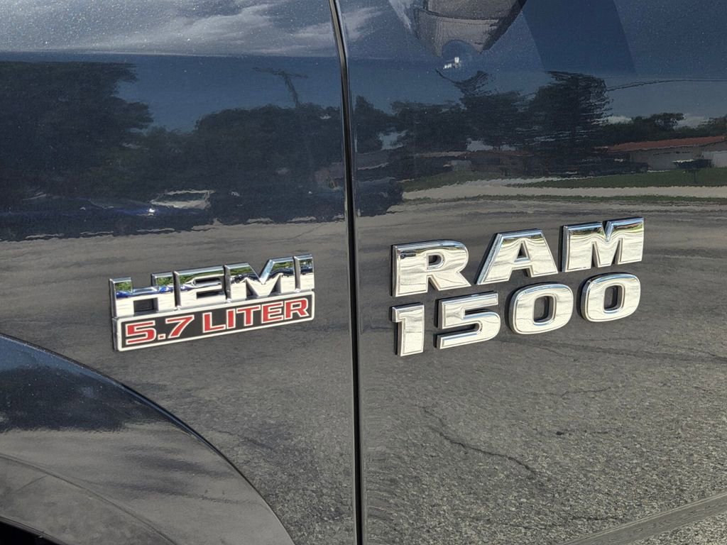 Used 2016 RAM 1500 Laramie w/ Convenience Group RWD image 12