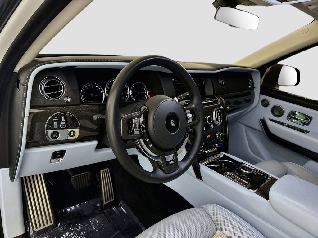 Used 2023 Rolls-Royce Cullinan Black Badge w/ Driver's Package AWD/4WD image 9