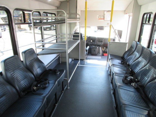 Used 2022 Chevrolet Express 3500 w/ Shuttle Bus Package RWD image 20