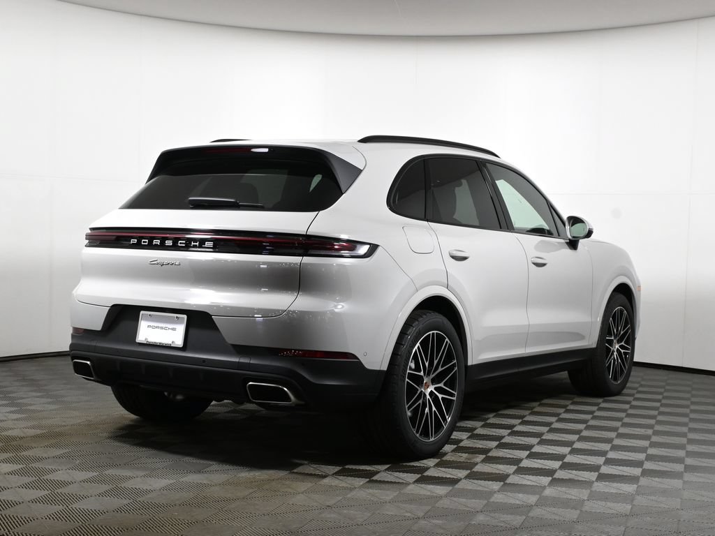 Used 2026 Porsche Cayenne AWD/4WD image 7