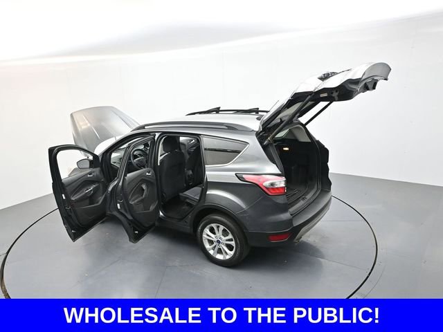 Used 2017 Ford Escape SE w/ Equipment Group 201A FWD image 38