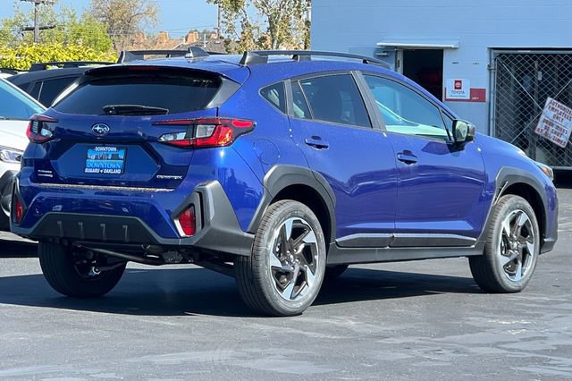 Used 2025 Subaru Crosstrek 2.5i Limited w/ Crosstrek Mirror Package AWD/4WD image 4