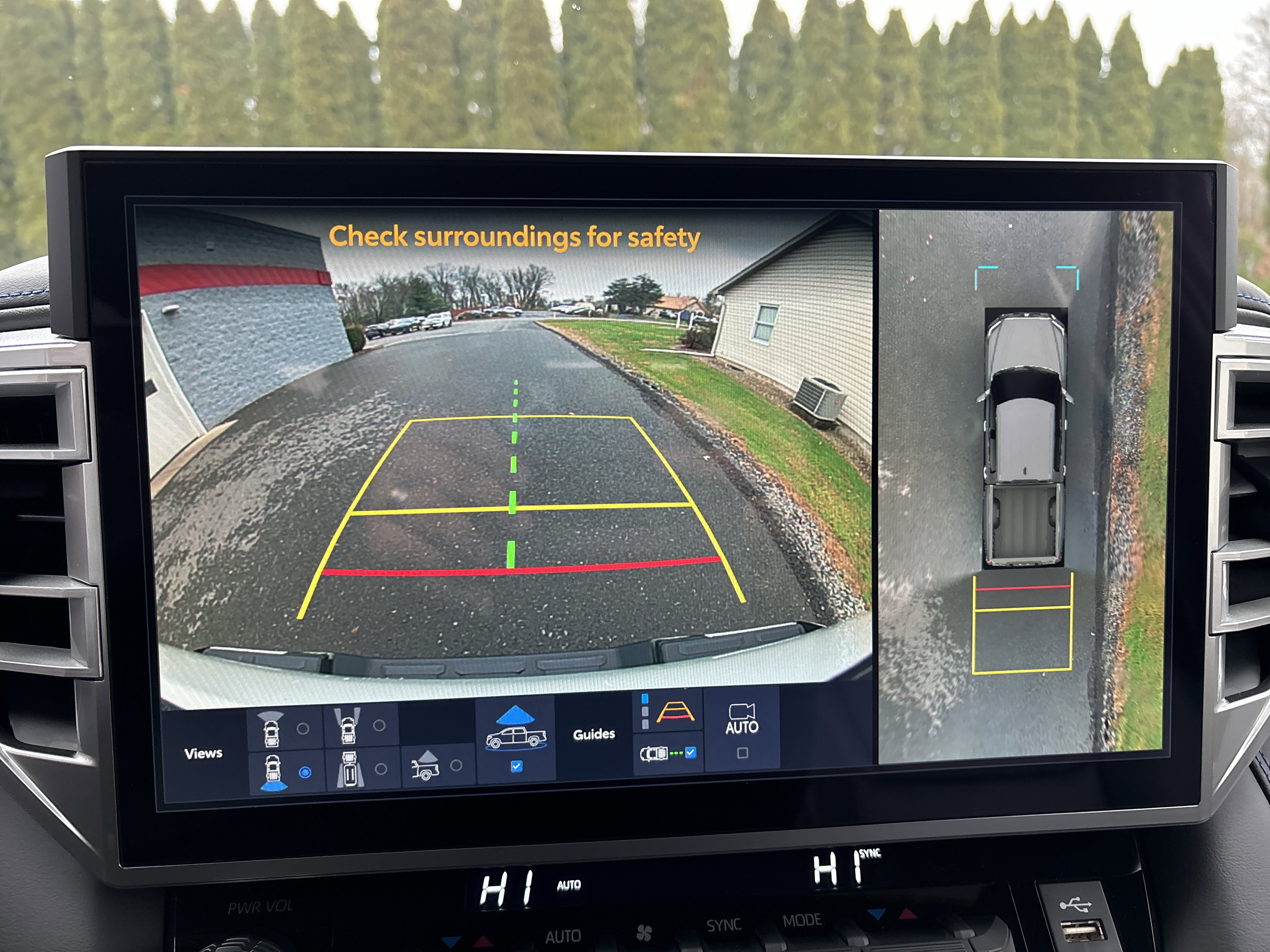 Used 2025 Toyota Tundra Platinum image 26