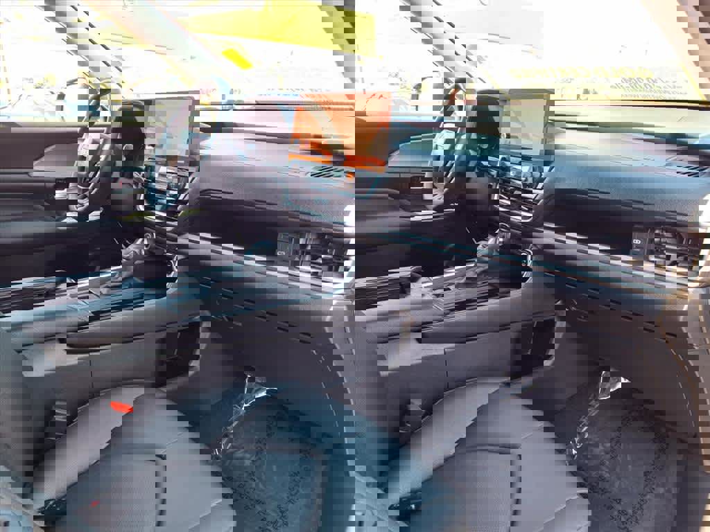 Certified 2025 Toyota Grand Highlander XLE image 24