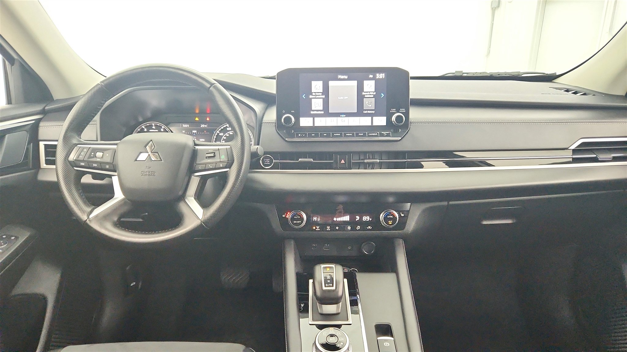 Used 2024 Mitsubishi Outlander FWD image 11