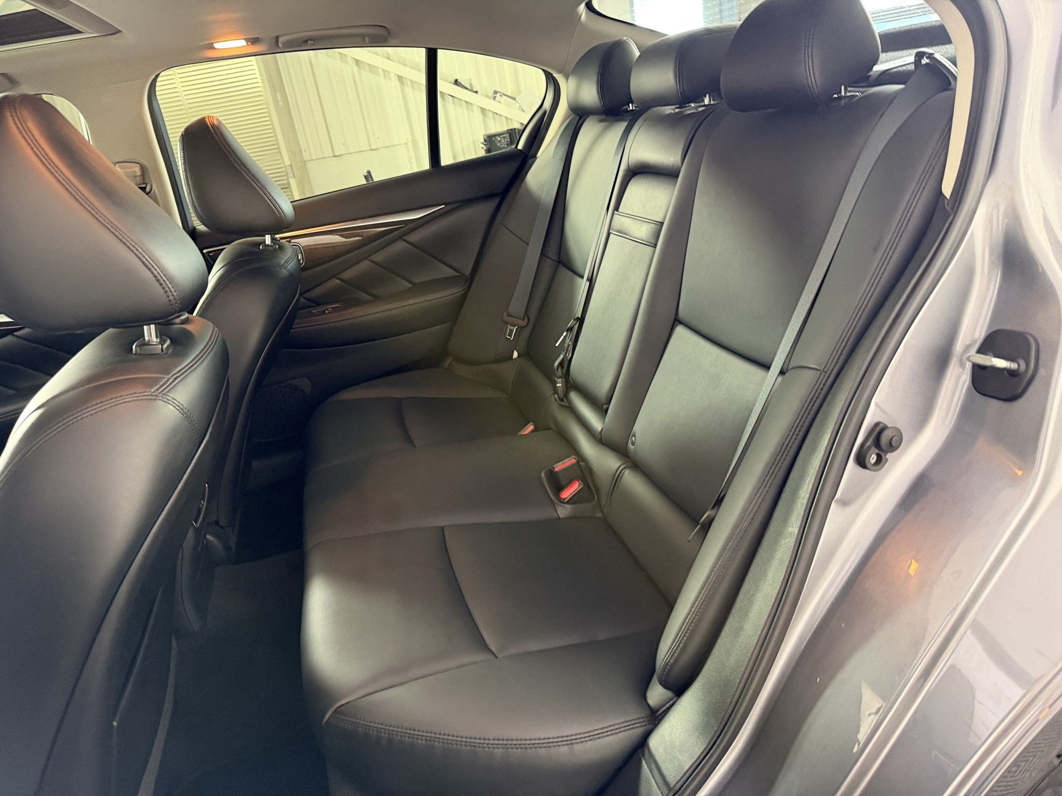 Used 2018 INFINITI Q50 Luxe w/ Essential Package (3.0T Luxe) AWD/4WD image 23