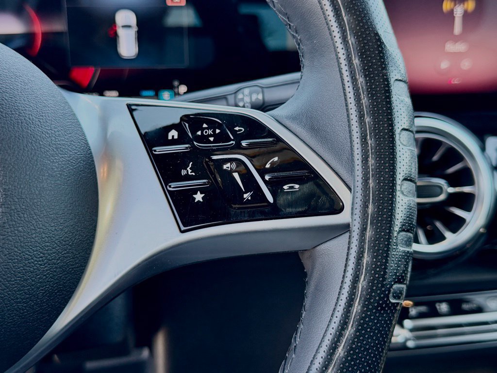 New 2026 Mercedes-Benz GLB 250 image 23