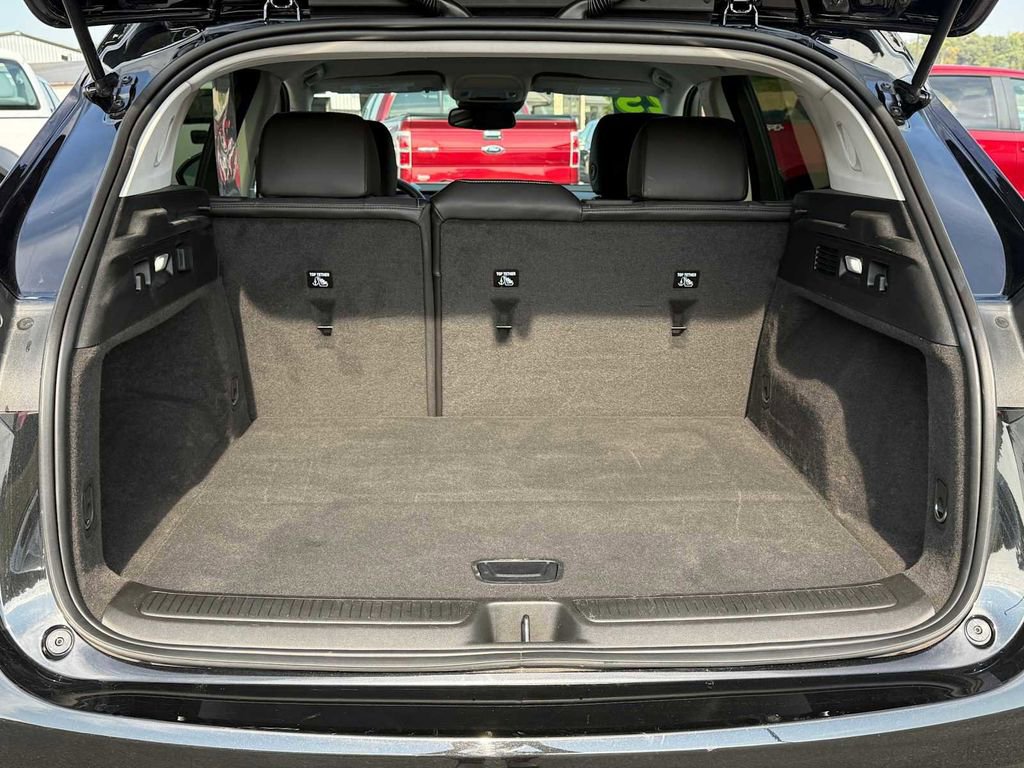 Used 2025 Buick Envision Sport Touring image 10