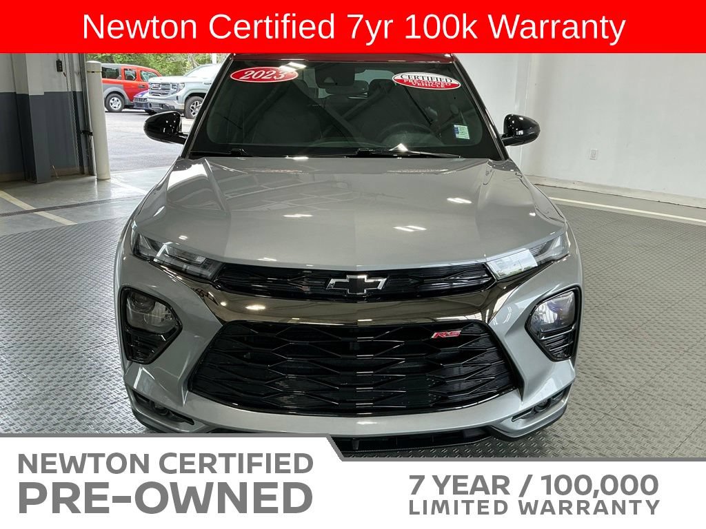 Used 2023 Chevrolet TrailBlazer RS w/ Sun and Liftgate Package FWD image 22