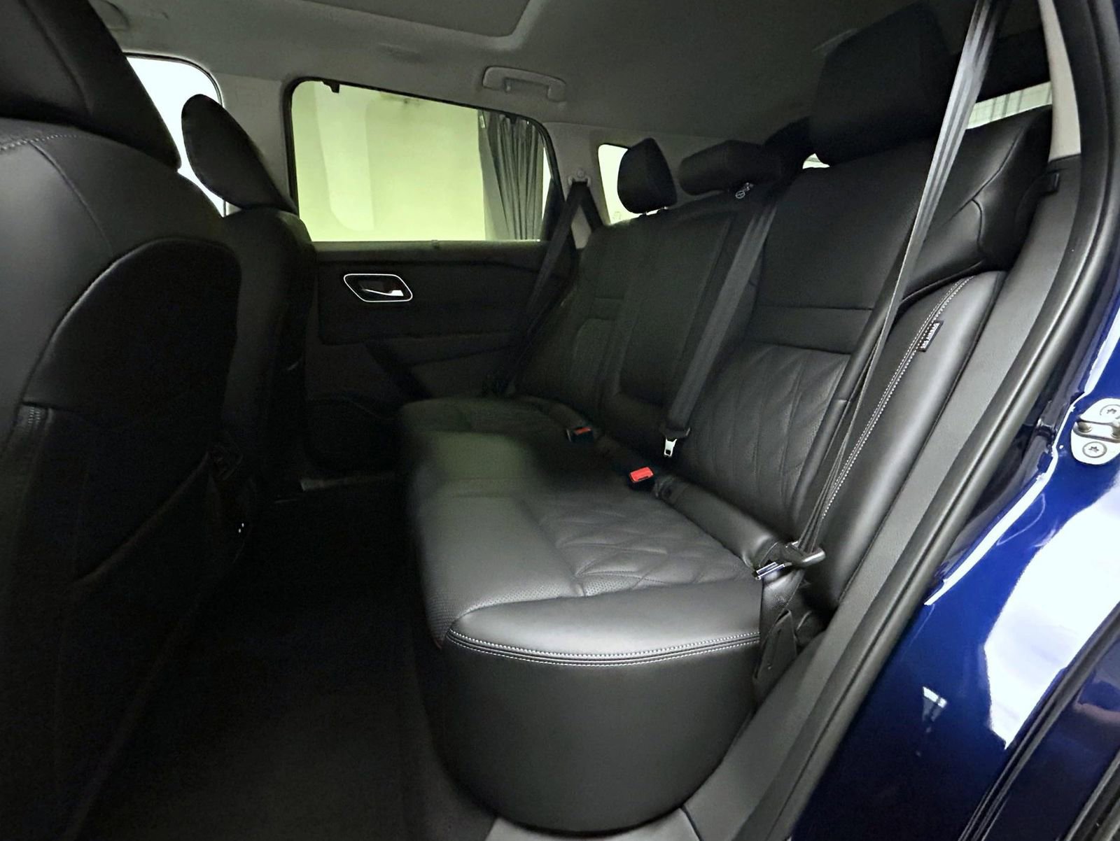 New 2026 Nissan Rogue Platinum image 12