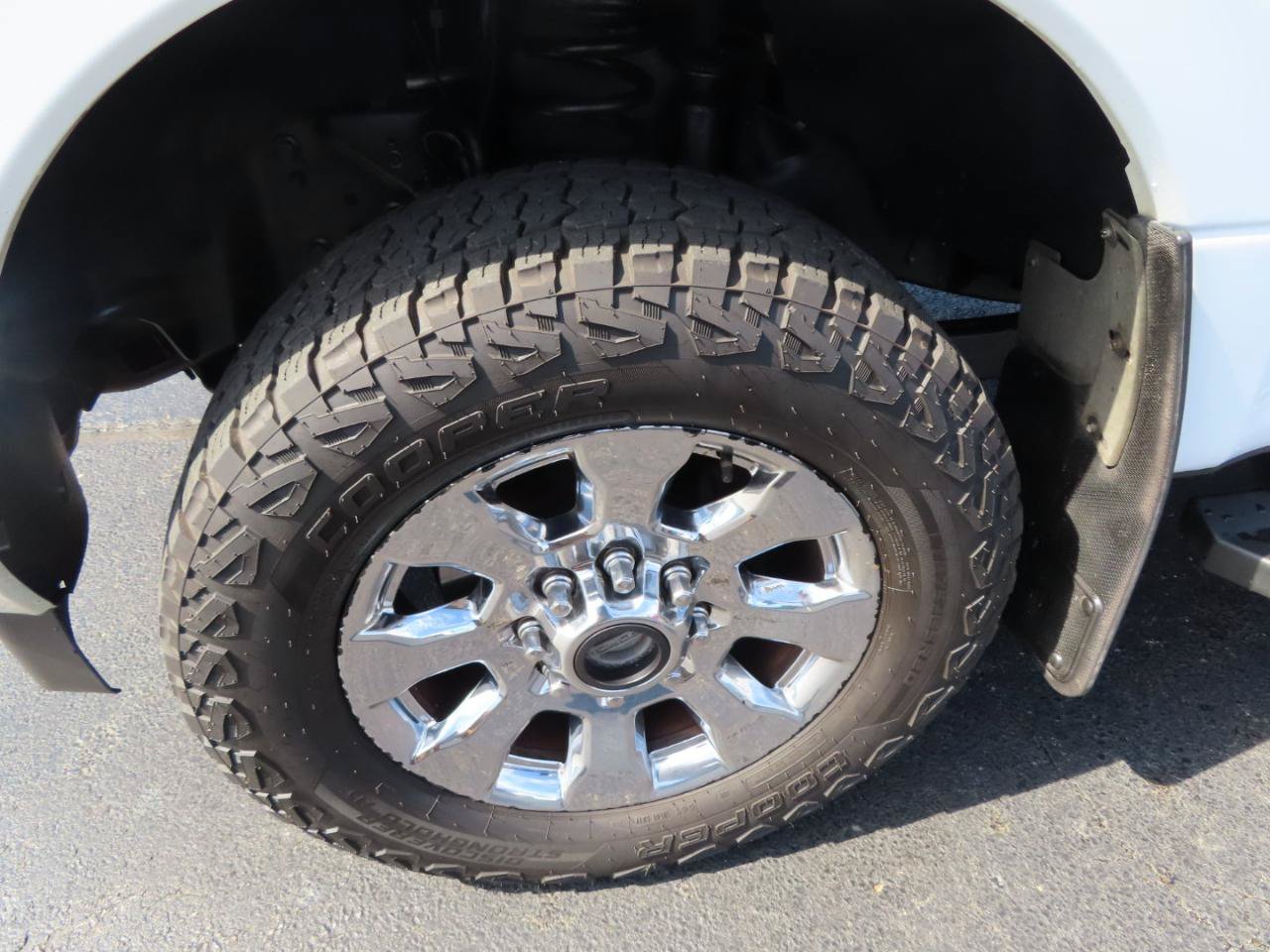 Used 2018 Ford F250 Lariat w/ Lariat Ultimate Package AWD/4WD image 11
