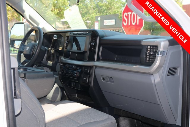 Used 2024 Ford F350 XL w/ Camper Package image 12
