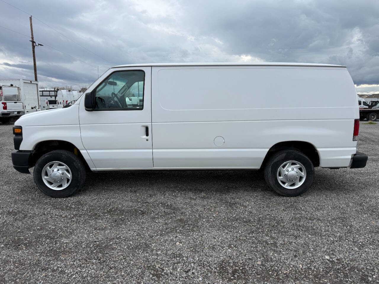 Used 2011 Ford E-150 and Econoline 150 w/ PWR Group RWD image 6
