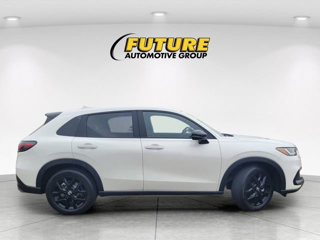 Certified 2024 Honda HR-V Sport image 3