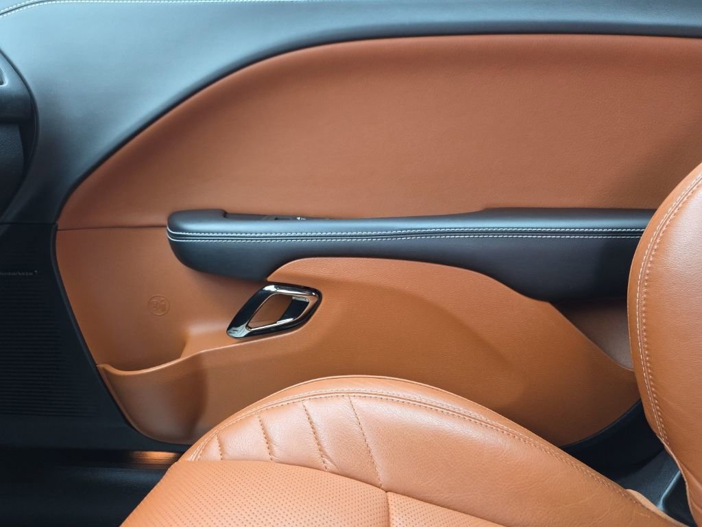 Used 2021 Dodge Challenger SRT Hellcat w/ Plus Package image 12