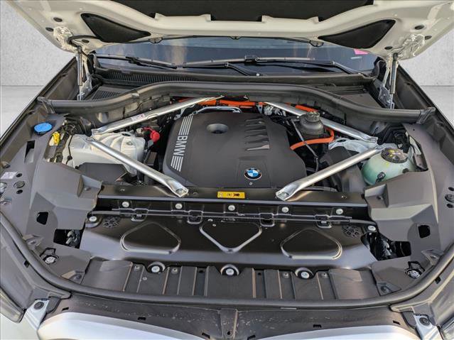 New 2026 BMW X5 xDrive50e w/ Executive Package image 17
