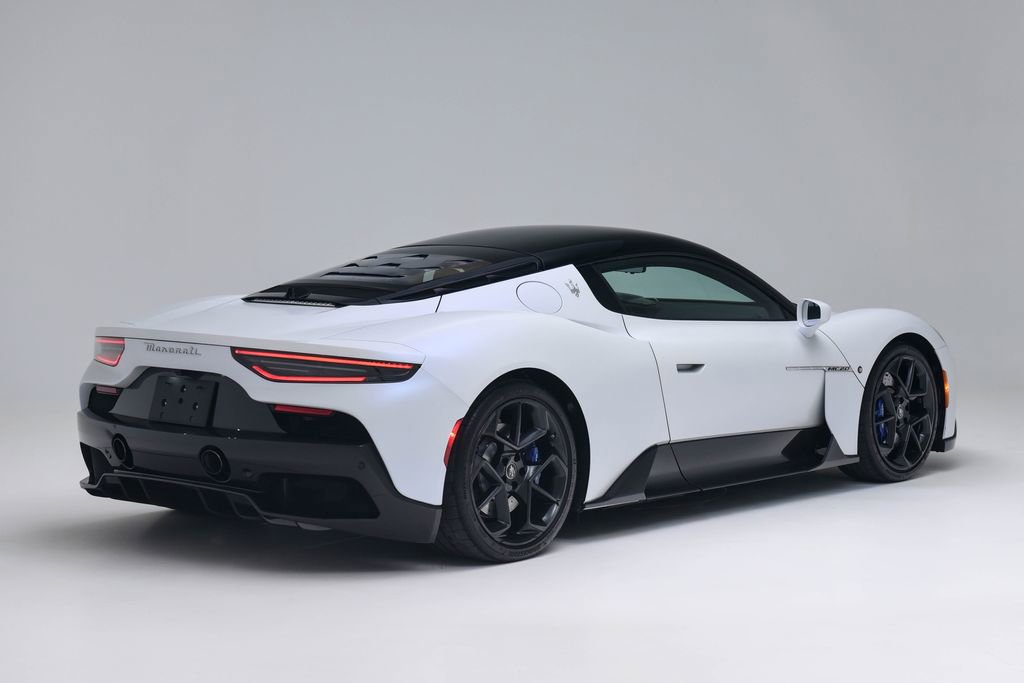 Used 2022 Maserati MC20 Coupe RWD image 3
