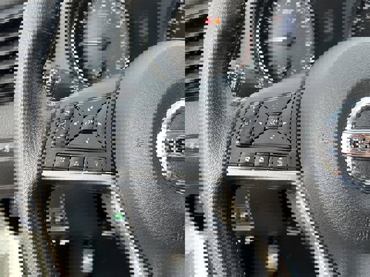 Certified 2021 Nissan Rogue Sport SV image 12