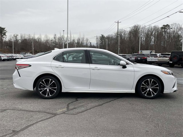 Used 2019 Toyota Camry SE image 6