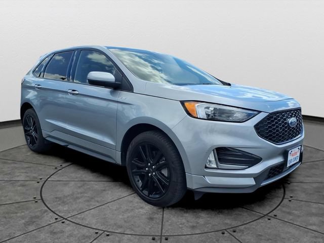 Used 2024 Ford Edge ST-Line w/ Class II Trailer Tow Package AWD/4WD image 3