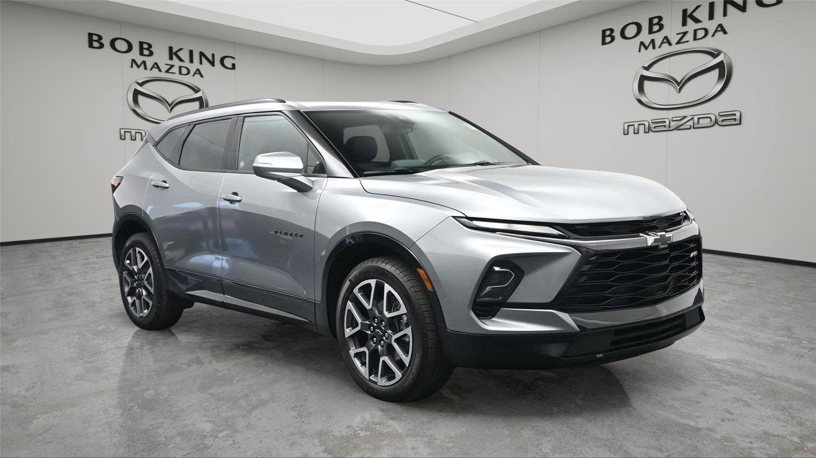 Used 2025 Chevrolet Blazer RS FWD image 12