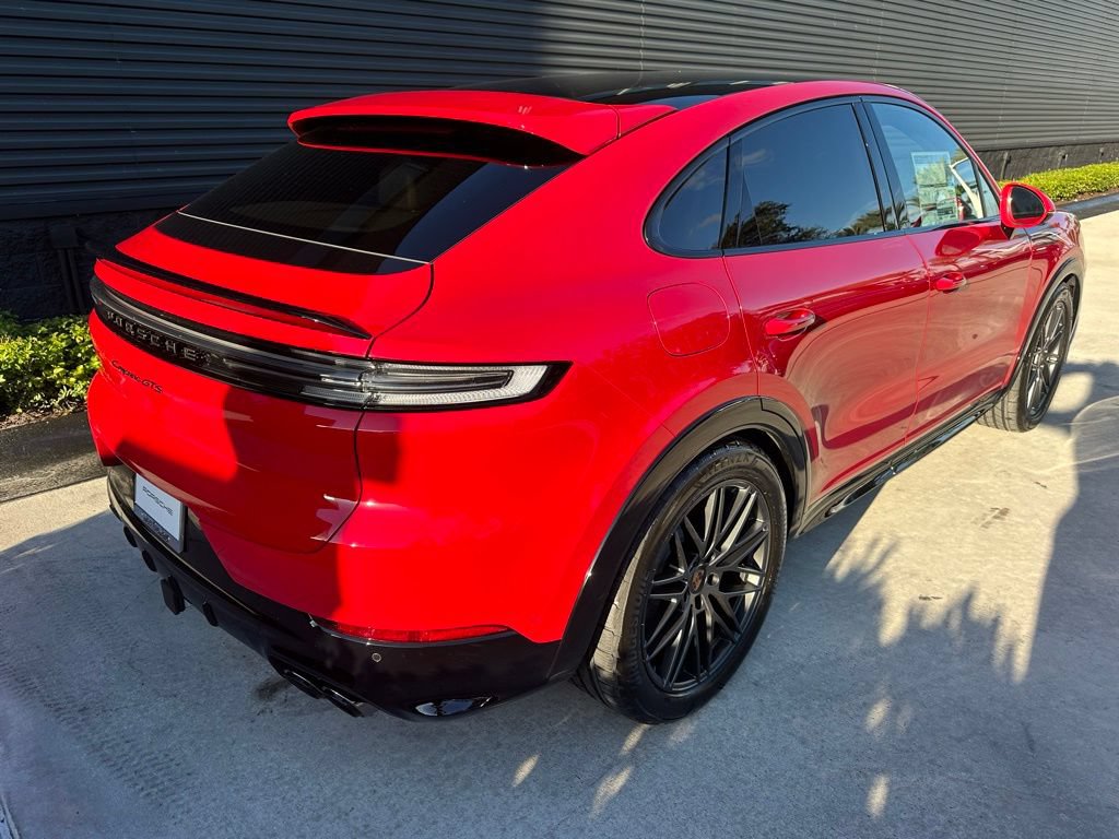 Certified 2026 Porsche Cayenne GTS AWD/4WD image 9
