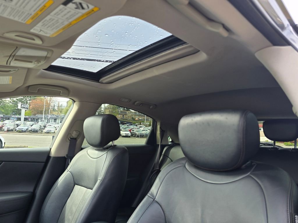 Used 2016 INFINITI QX70 2WD image 23