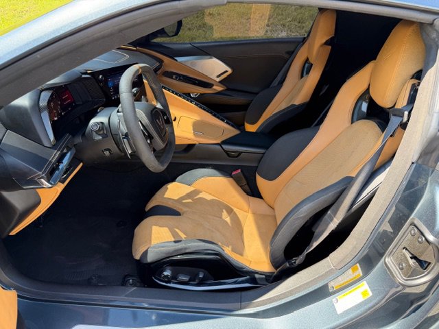 Used 2020 Chevrolet Corvette Stingray Premium Cpe w/ 3LT Preferred Equipment Group RWD image 13