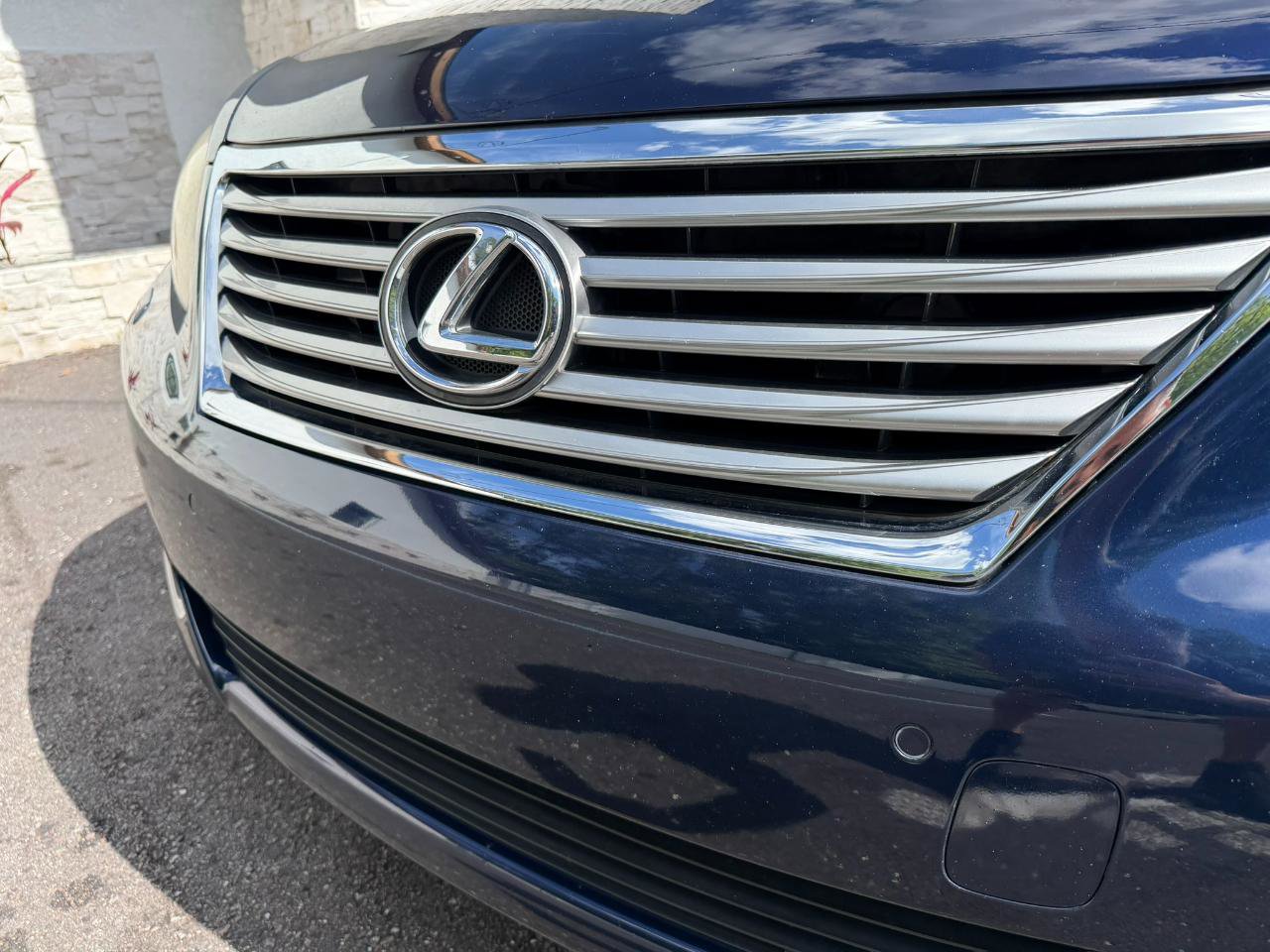 Used 2012 Lexus LS 460 w/ Luxury Value Edition RWD image 5