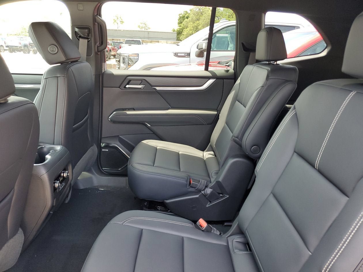 New 2026 GMC Acadia Elevation w/ Black Edition FWD image 11