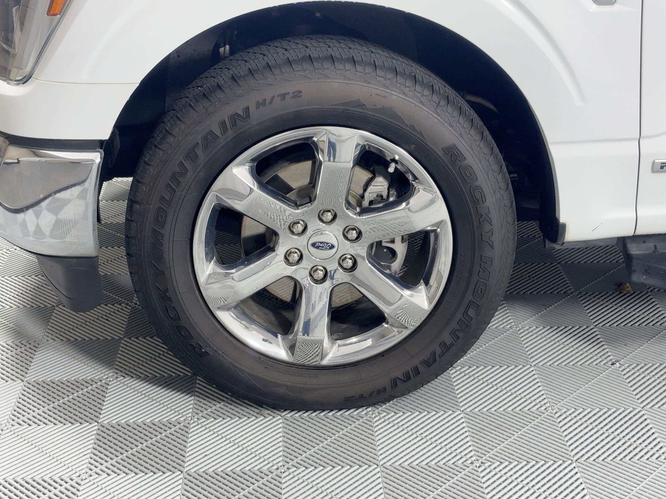 Used 2022 Ford F150 Lariat w/ Equipment Group 502A High image 12