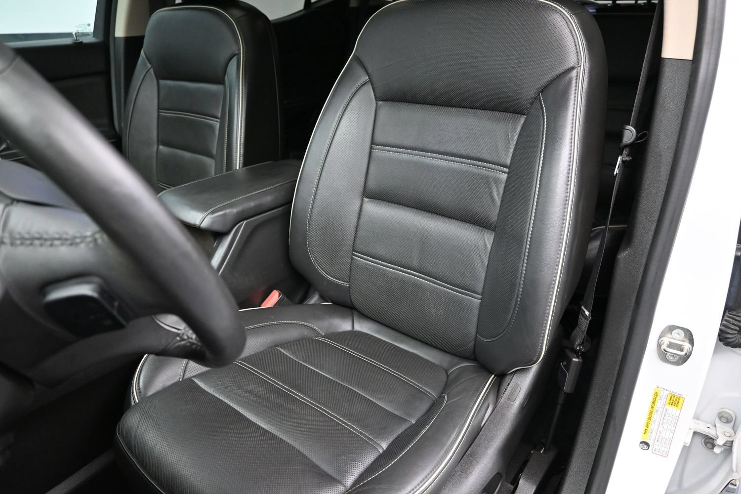 Used 2017 GMC Acadia Denali w/ Technology Package FWD image 21