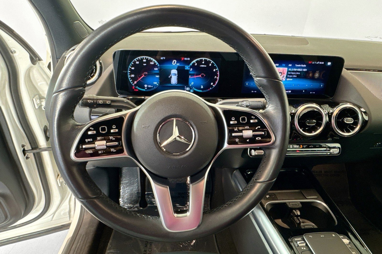 Certified 2022 Mercedes-Benz GLA 250 w/ Premium Package Lite image 11