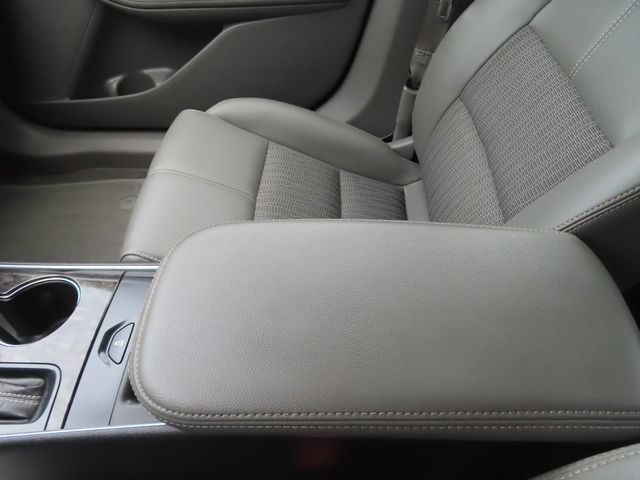 Used 2015 Chevrolet Impala LT w/ Convenience Package FWD image 33