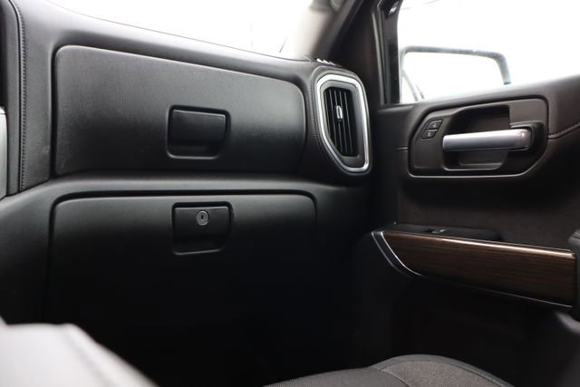 Used 2019 Chevrolet Silverado 1500 RST w/ All-Star Edition image 40