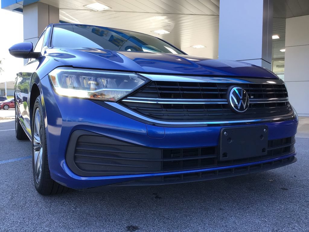 Used 2024 Volkswagen Jetta SE FWD image 40