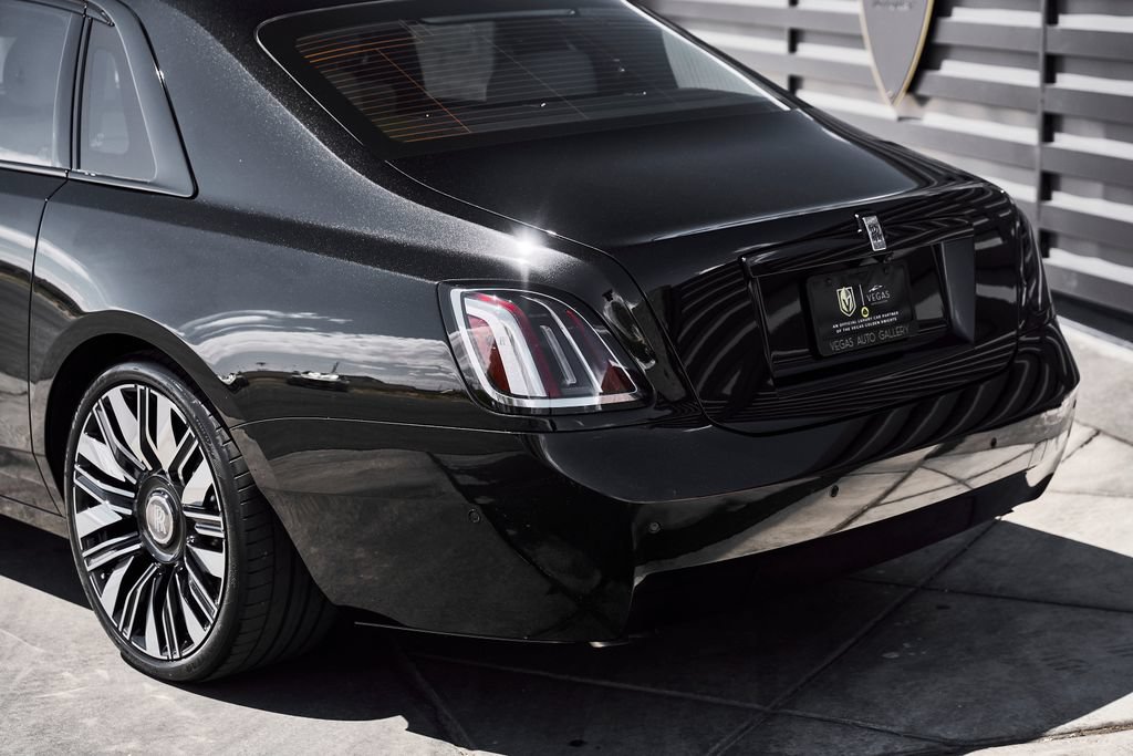 Used 2026 Rolls-Royce Ghost RWD image 11