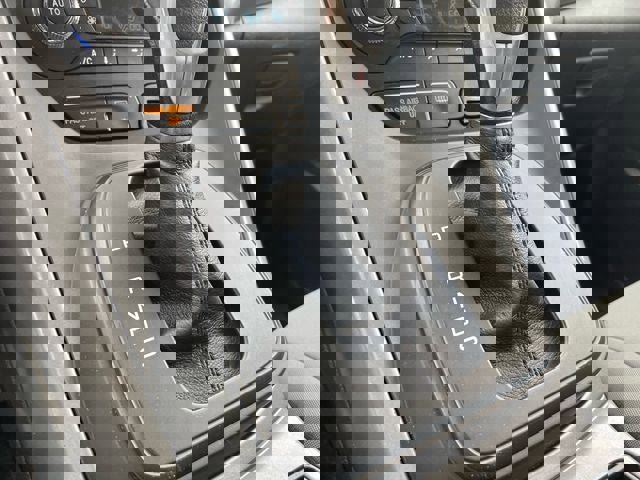 Used 2016 Ford Escape SE w/ Equipment Group 201A image 17