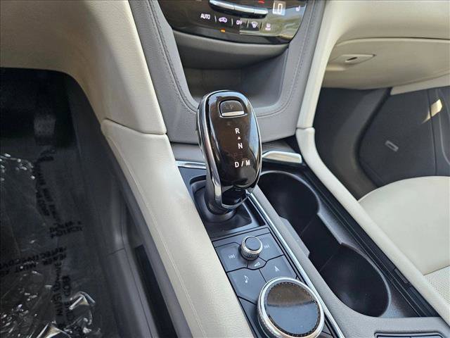 Used 2020 Cadillac XT6 Premium Luxury AWD/4WD image 13