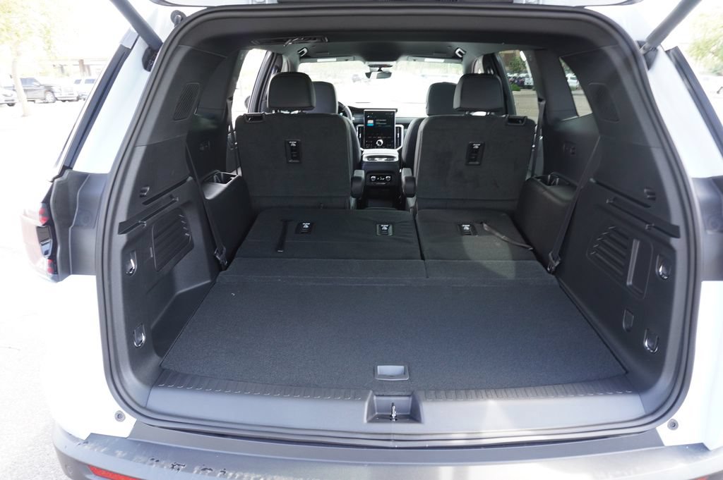 New 2027 GMC Acadia Elevation w/ Super Cruise Package FWD image 10