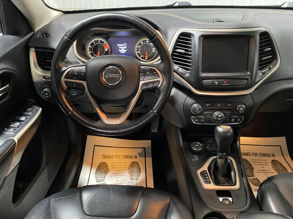 Used 2018 Jeep Cherokee Limited image 8