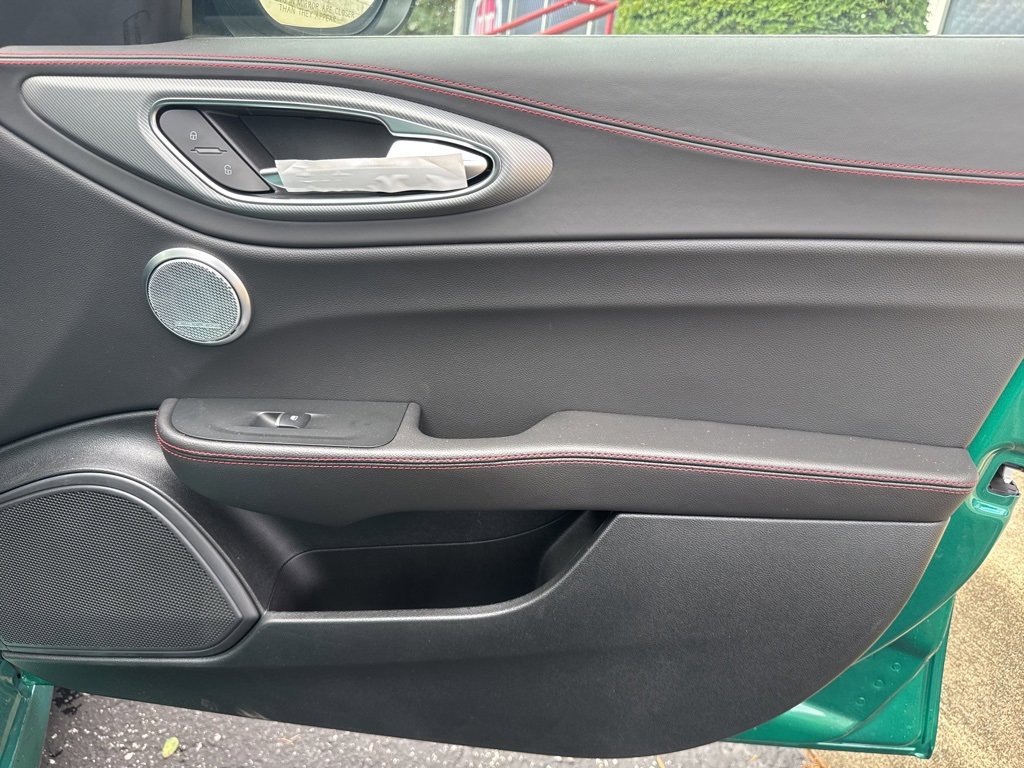 New 2025 Alfa Romeo Giulia AWD w/ Driving Assist Package image 22