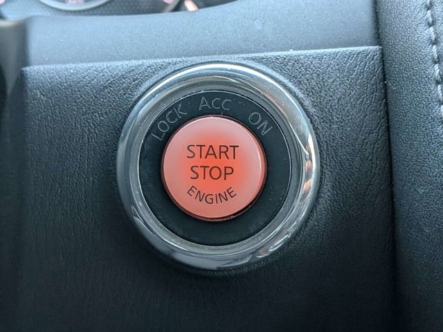 Used 2017 Nissan Armada SL image 32