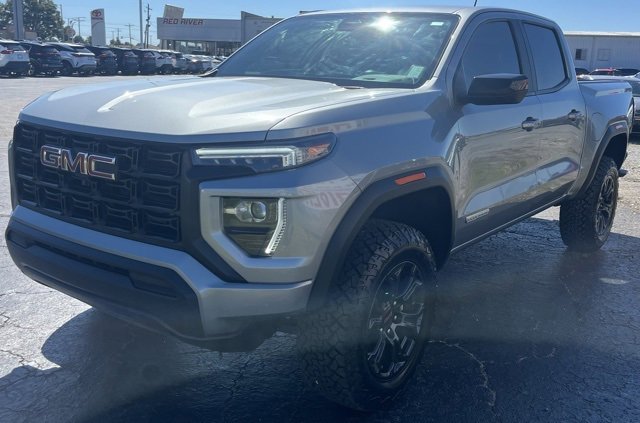 Used 2024 GMC Canyon Elevation image 4