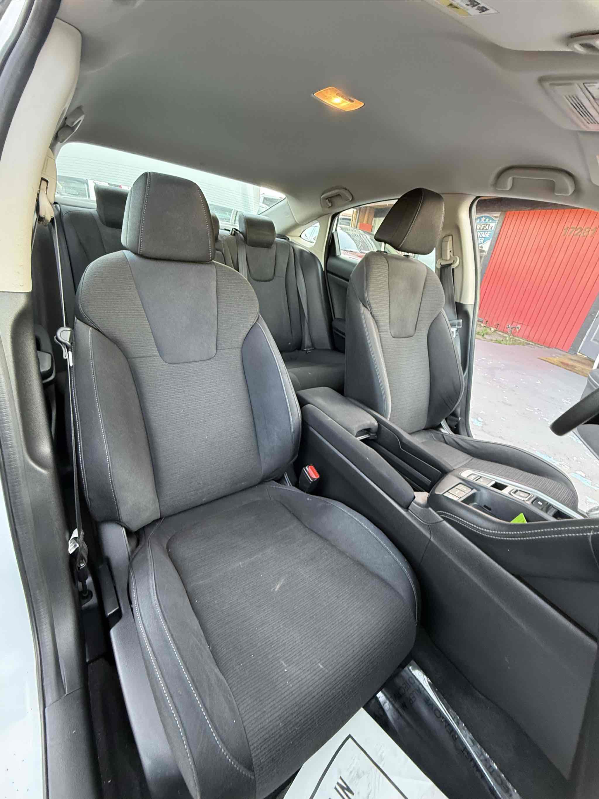 Used 2021 Honda Insight EX image 37