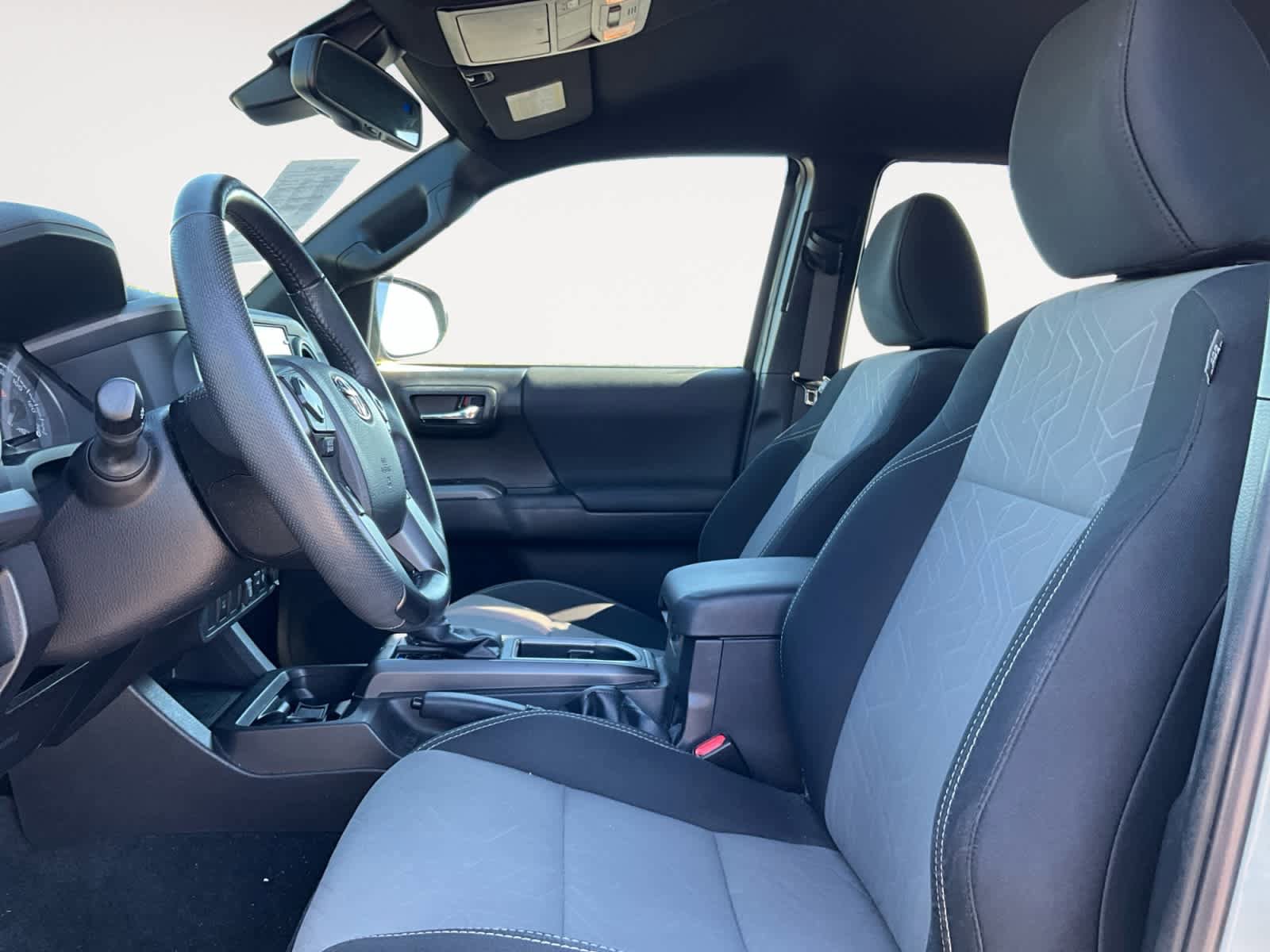 Used 2023 Toyota Tacoma TRD Sport AWD/4WD image 11