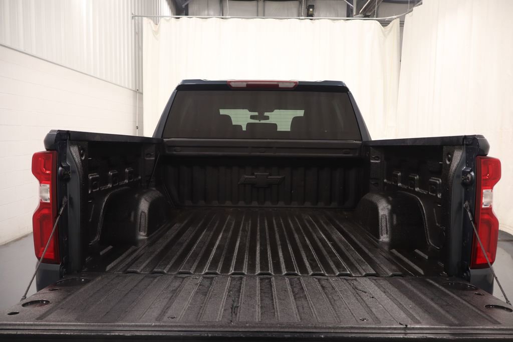 Used 2020 Chevrolet Silverado 1500 Custom w/ Custom Value Package AWD/4WD image 20