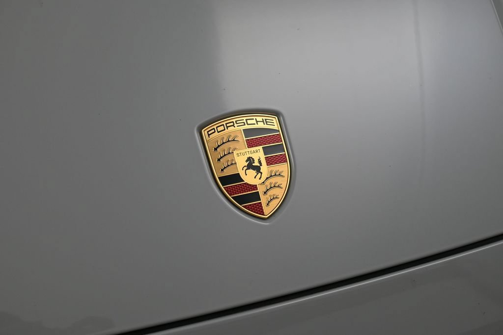 Certified 2025 Porsche Cayenne S AWD/4WD image 13