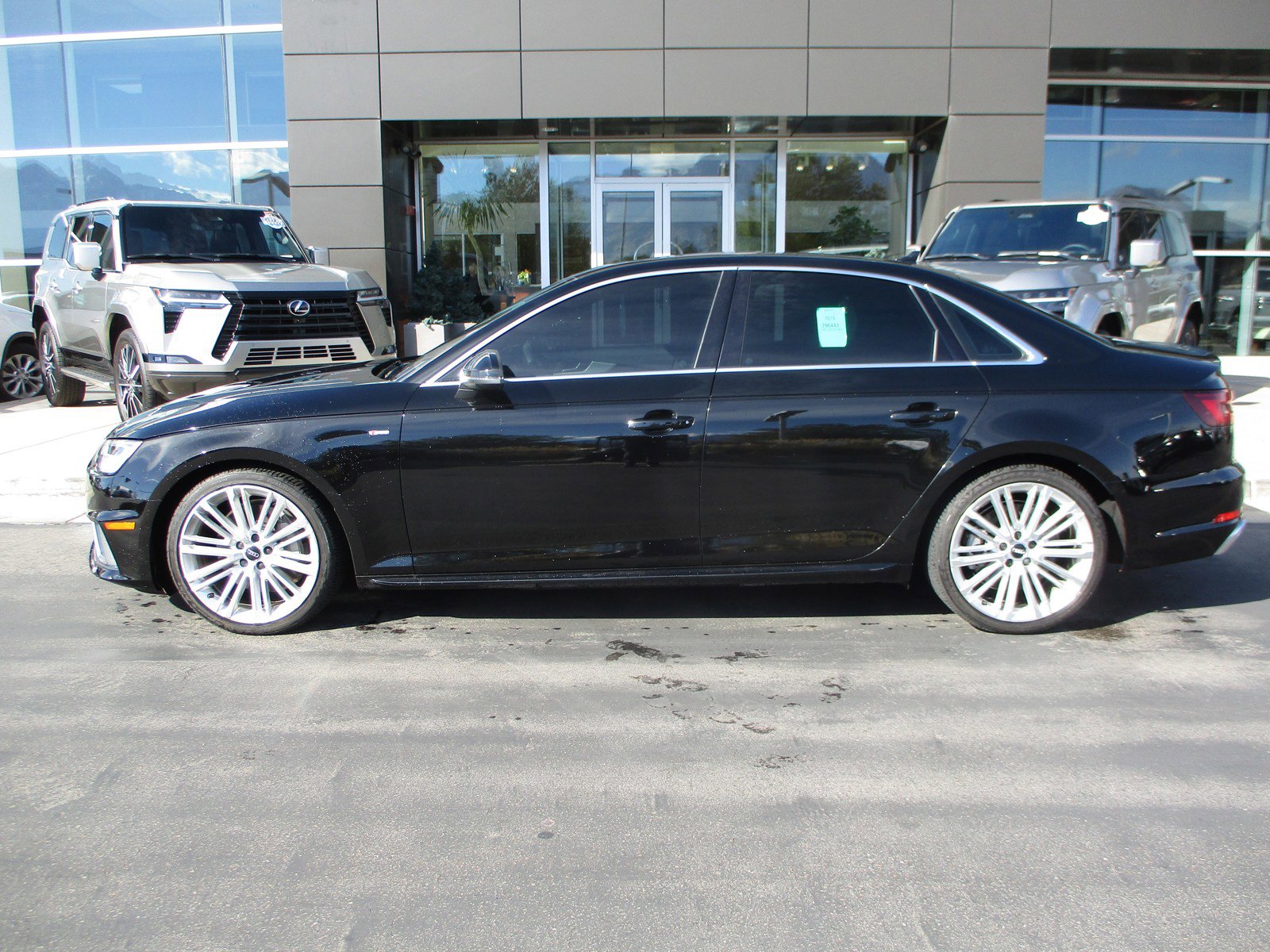 Used 2019 Audi A4 2.0T Premium Plus w/ Premium Plus Package image 3